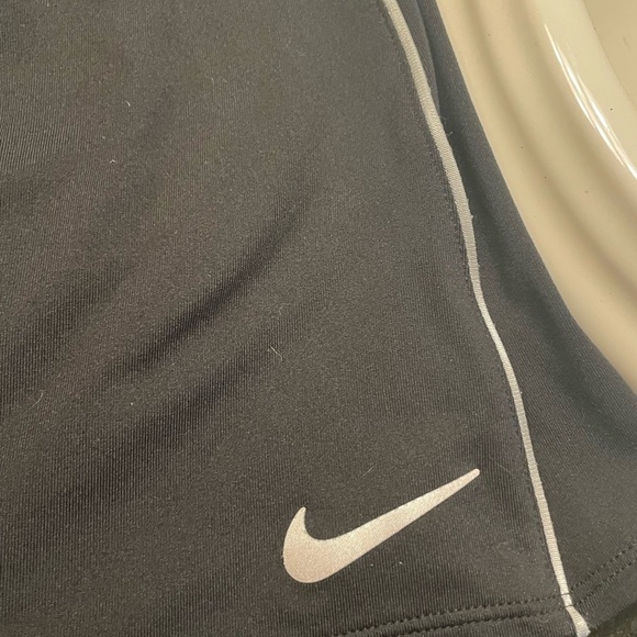 Nike Dri-Fit Black Skort Size Large - Picture 5 of 5